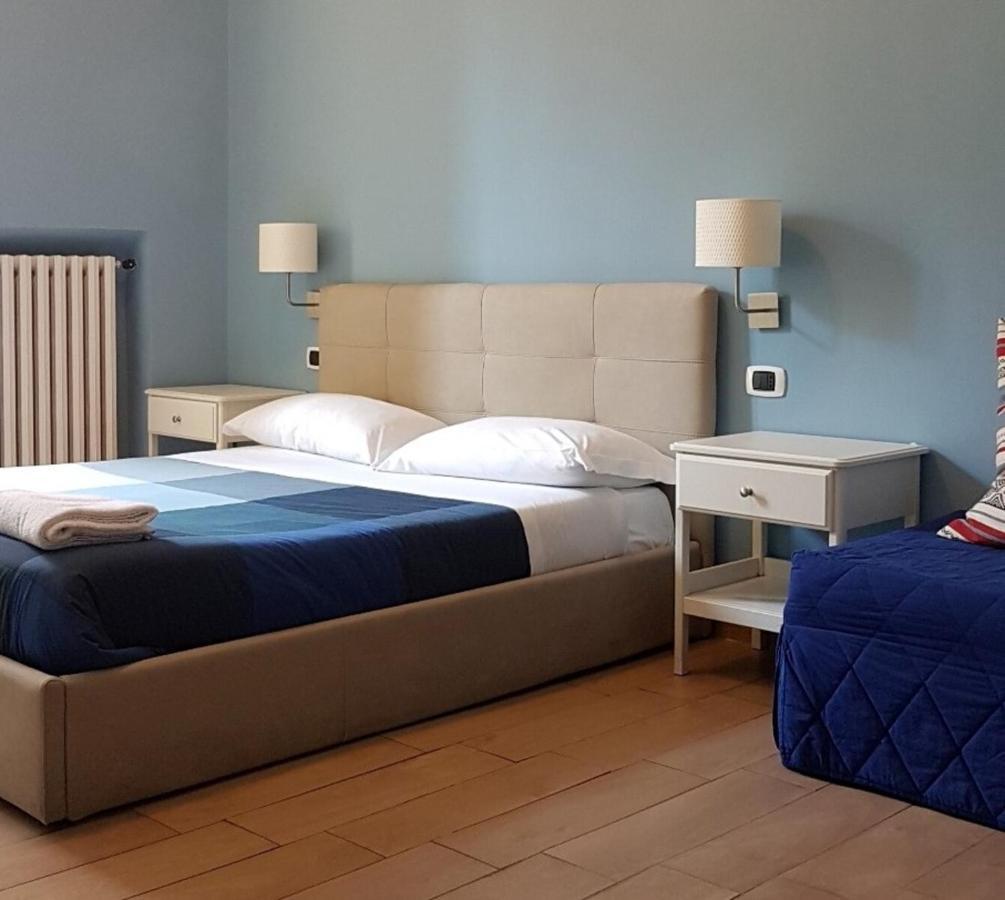 Hotel Meuble Santa Chiara Suite Neapol Exteriér fotografie